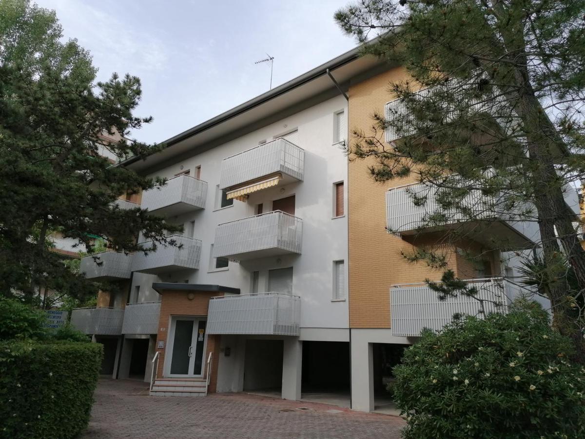 Condominio Rosa Lignano Sabbiadoro Esterno foto